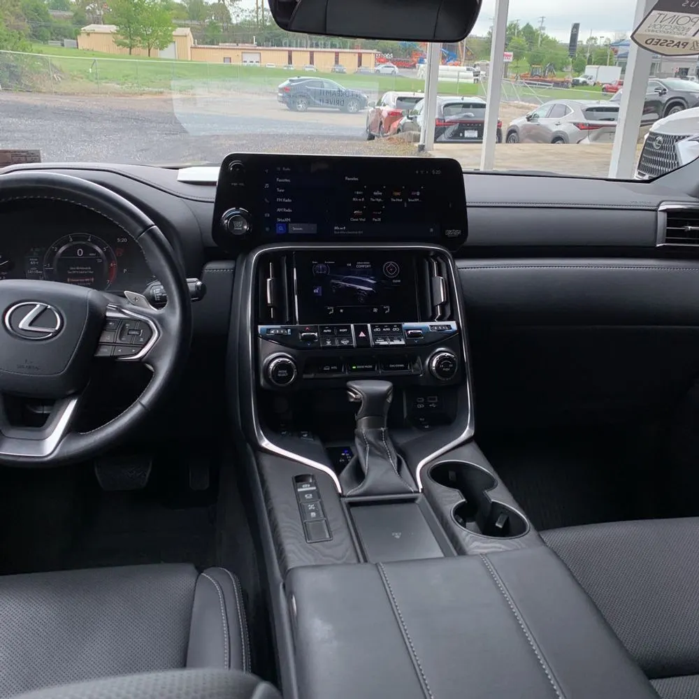 2023 Lexus LX 600 Premium