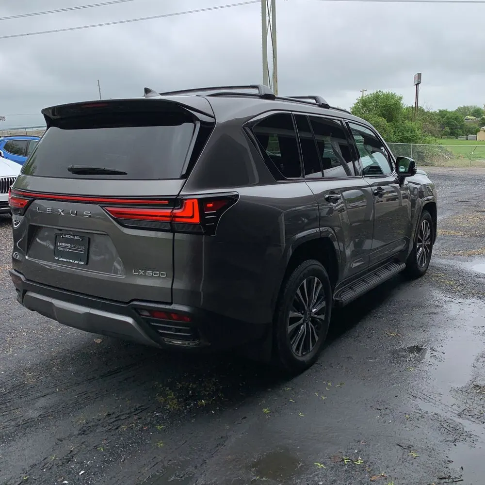 2023 Lexus LX 600 Premium