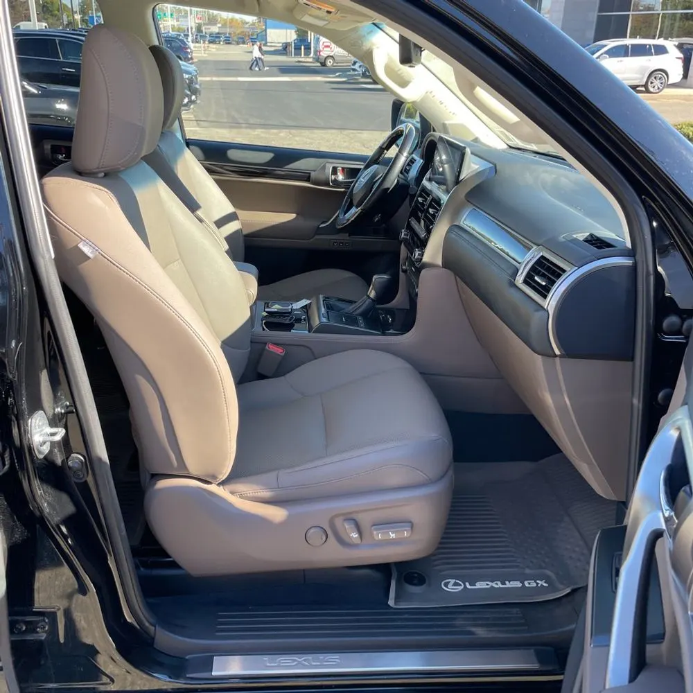 2023 Lexus GX 460 Base