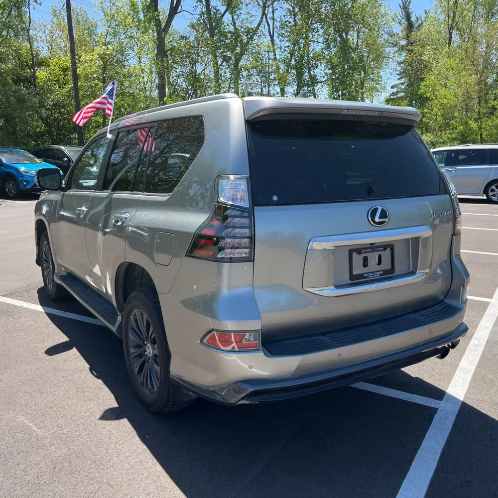 2023 Lexus GX 460 Base