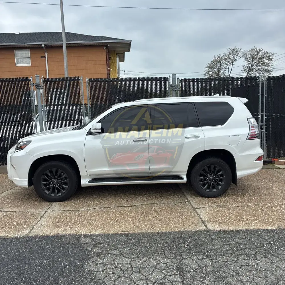 2023 Lexus GX 460 Base