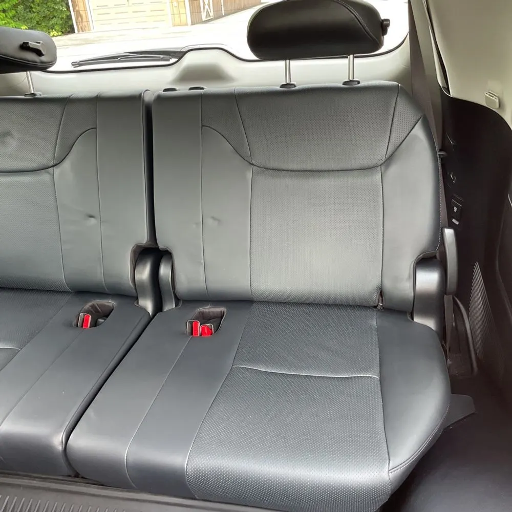 2021 Lexus LX 570 Three-Row