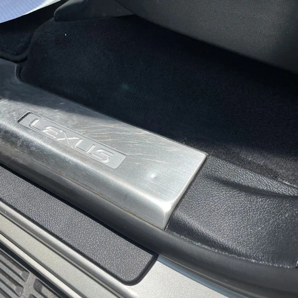2021 Lexus LX 570 Three-Row