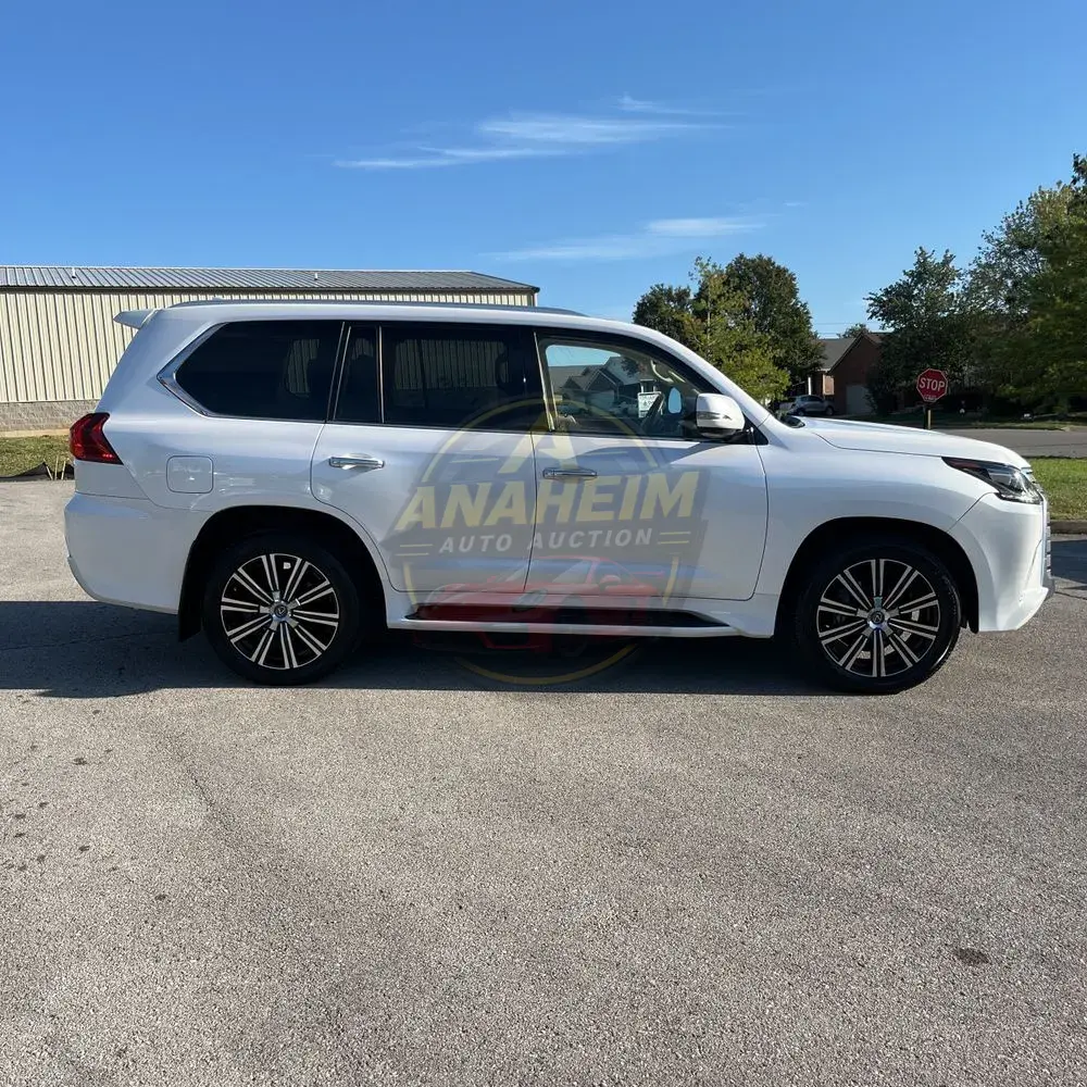 2021 Lexus LX 570 Three-Row