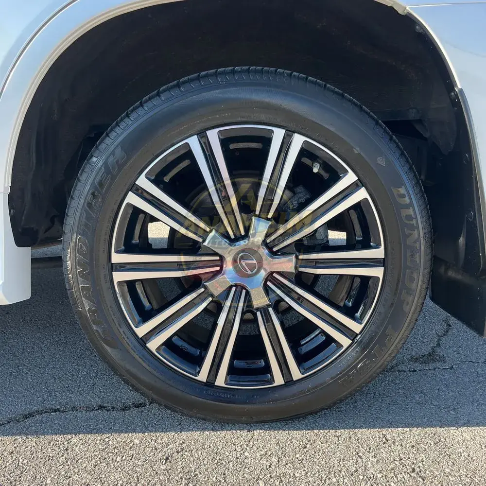 2021 Lexus LX 570 Three-Row