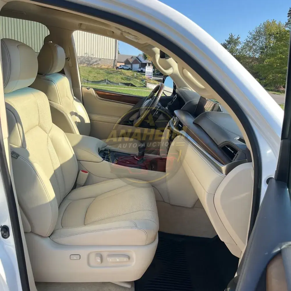 2021 Lexus LX 570 Three-Row