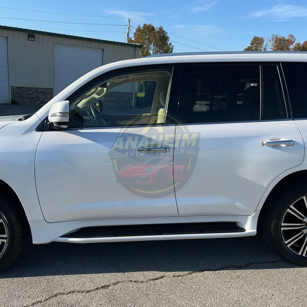 2021 Lexus LX 570 Three-Row