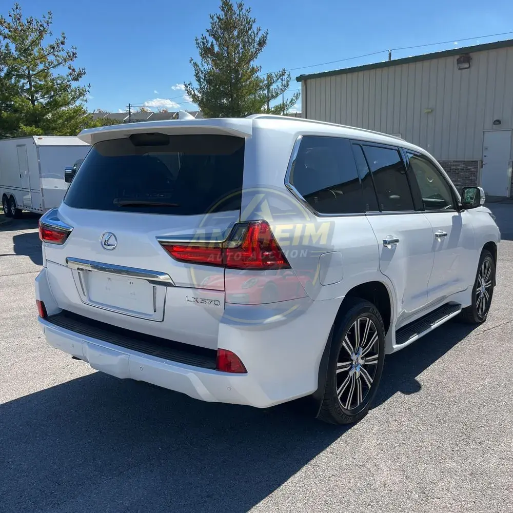 2021 Lexus LX 570 Three-Row