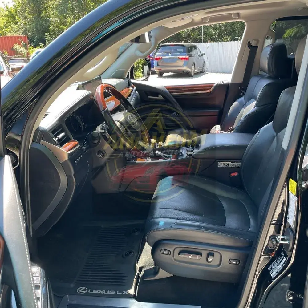 2021 Lexus LX 570 Three-Row