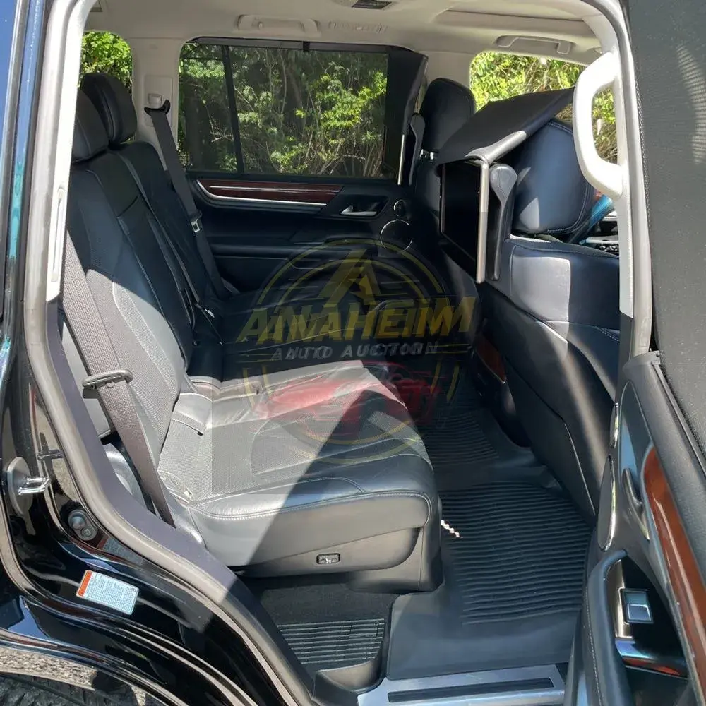2021 Lexus LX 570 Three-Row