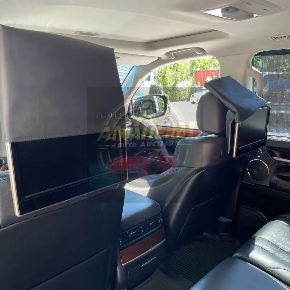 2021 Lexus LX 570 Three-Row