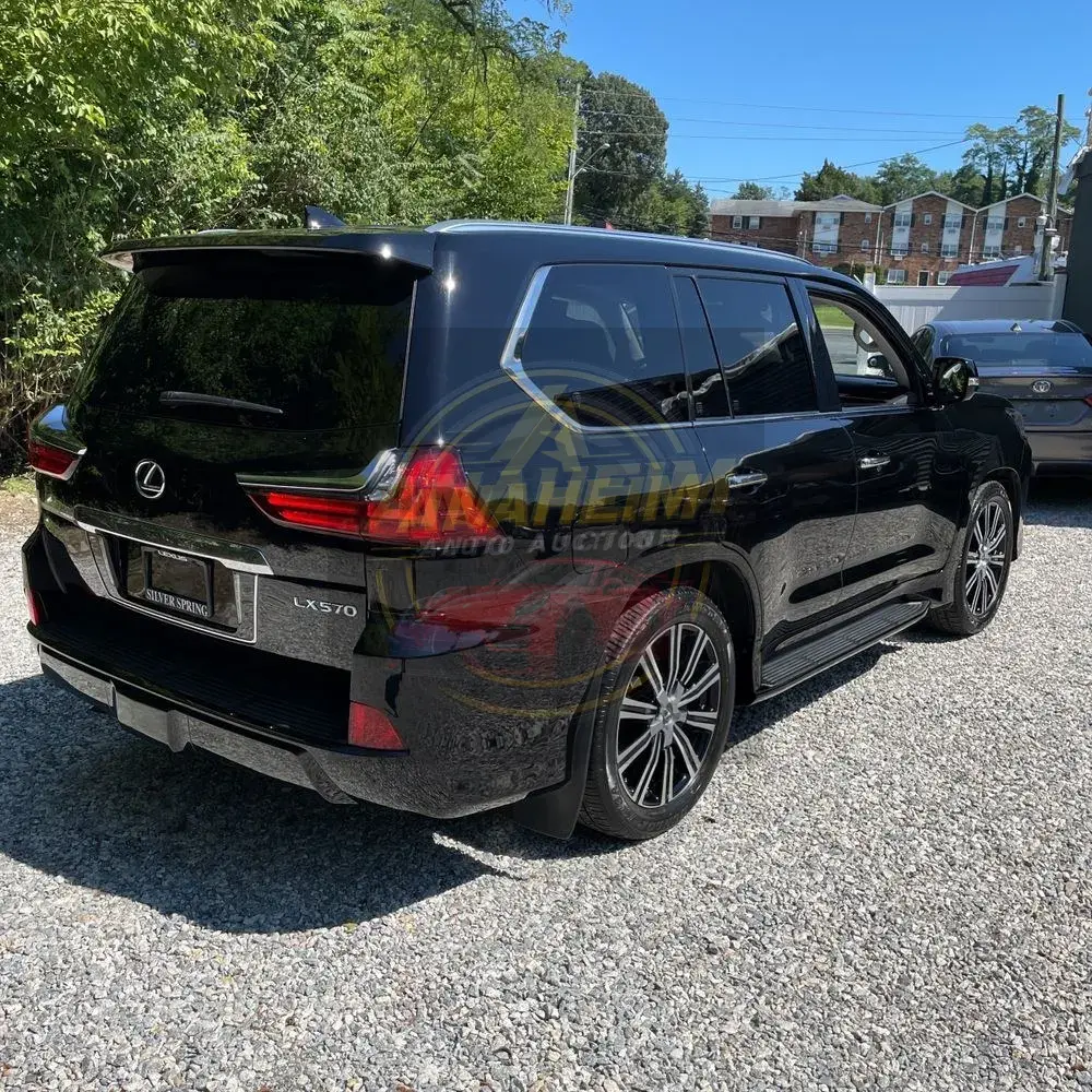 2021 Lexus LX 570 Three-Row