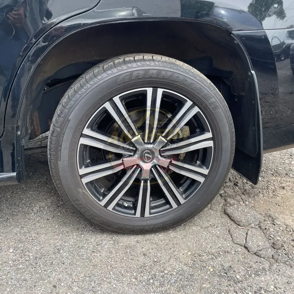 2020 Lexus LX 570 Two-Row