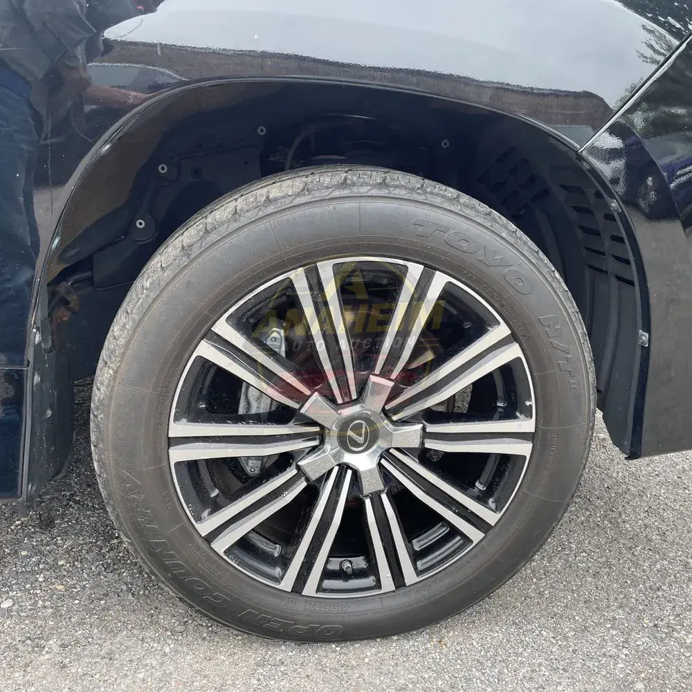2020 Lexus LX 570 Two-Row