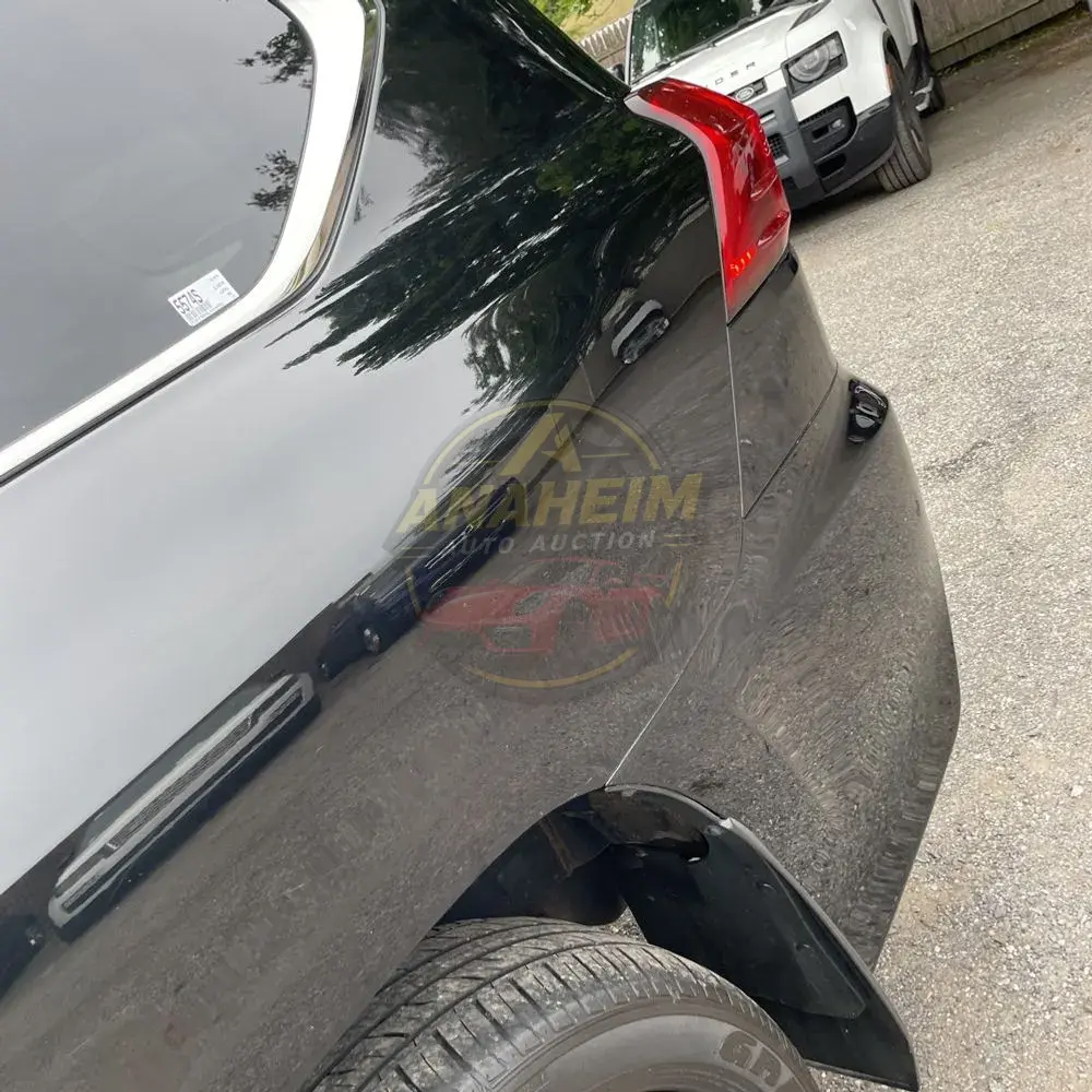 2020 Lexus LX 570 Two-Row