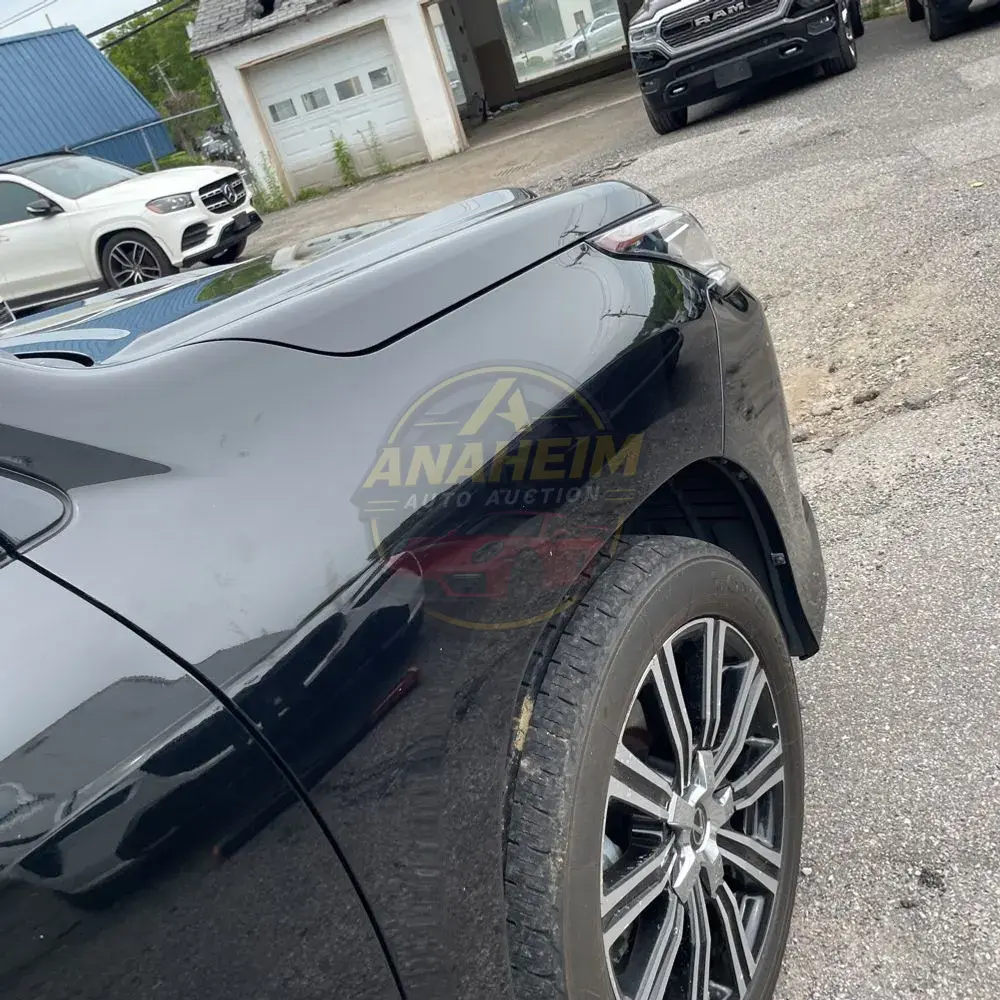 2020 Lexus LX 570 Two-Row