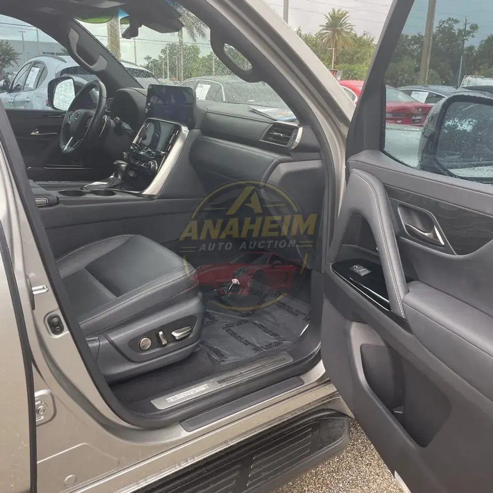 2022 Lexus LX 600 Luxury
