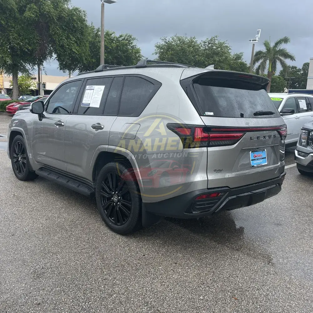 2022 Lexus LX 600 Luxury
