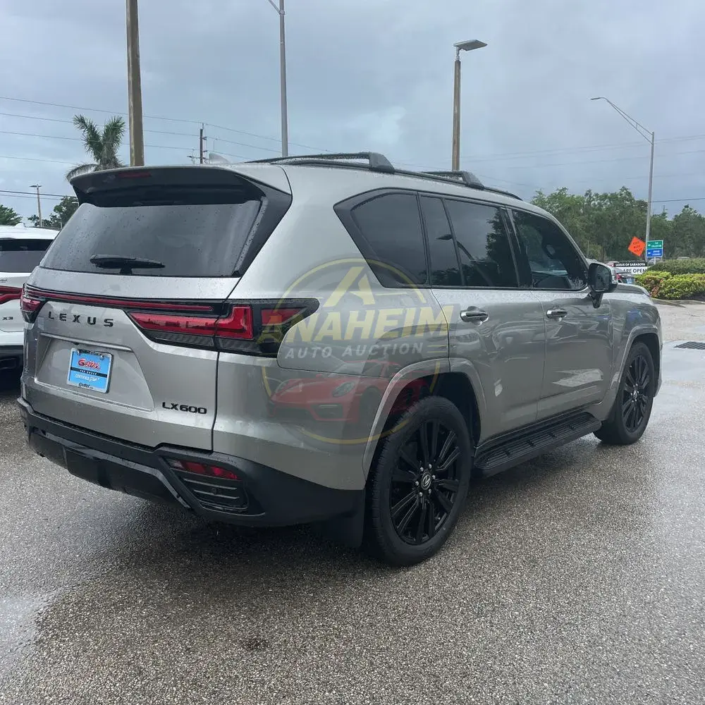 2022 Lexus LX 600 Luxury
