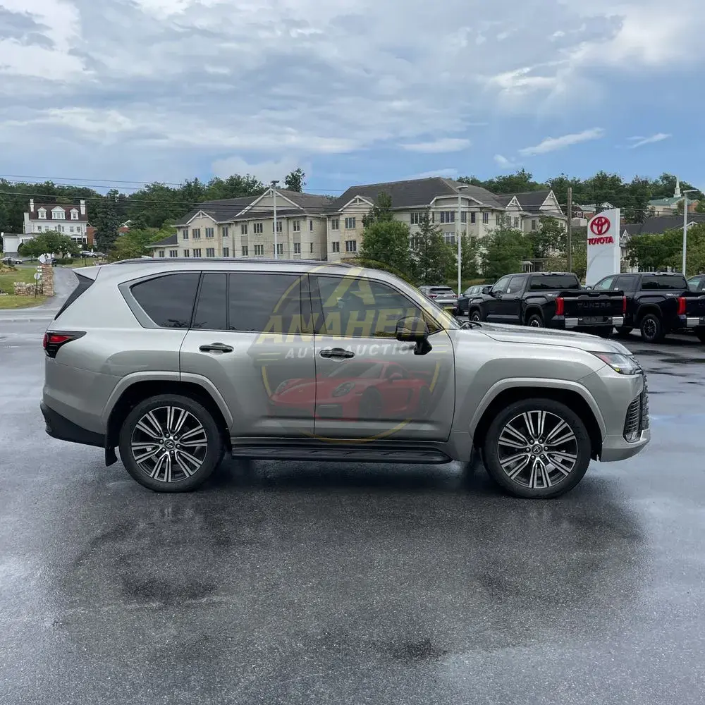 2024 Lexus LX 600 Luxury
