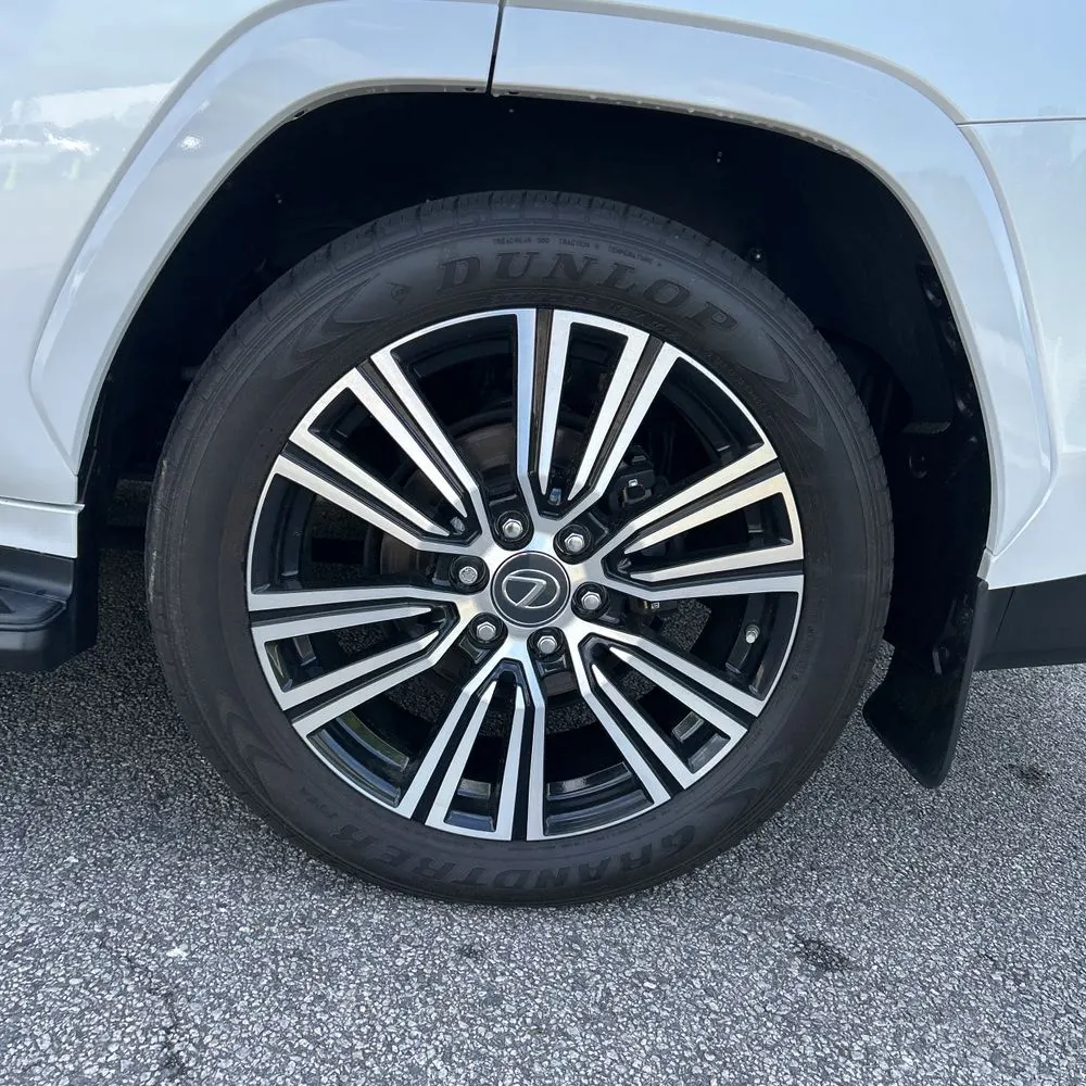2023 Lexus LX 600 Luxury