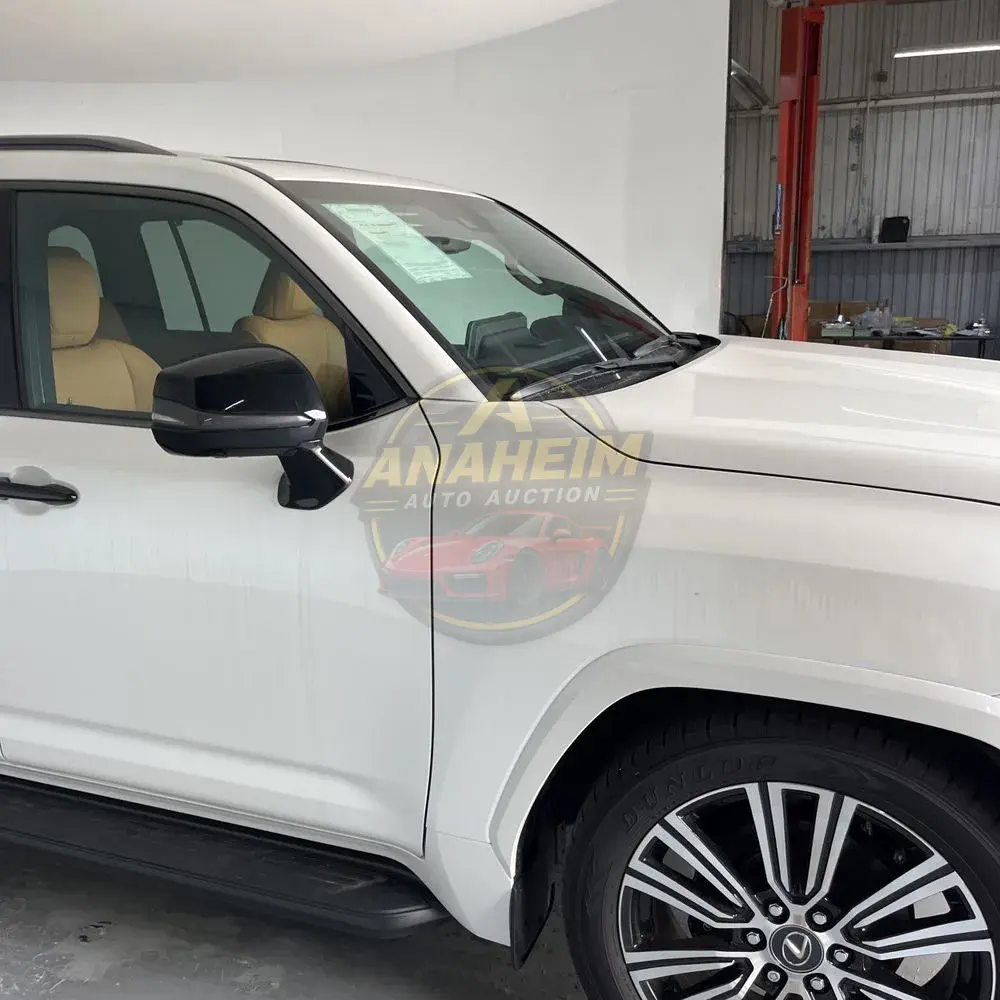 2024 Lexus LX 600 Luxury