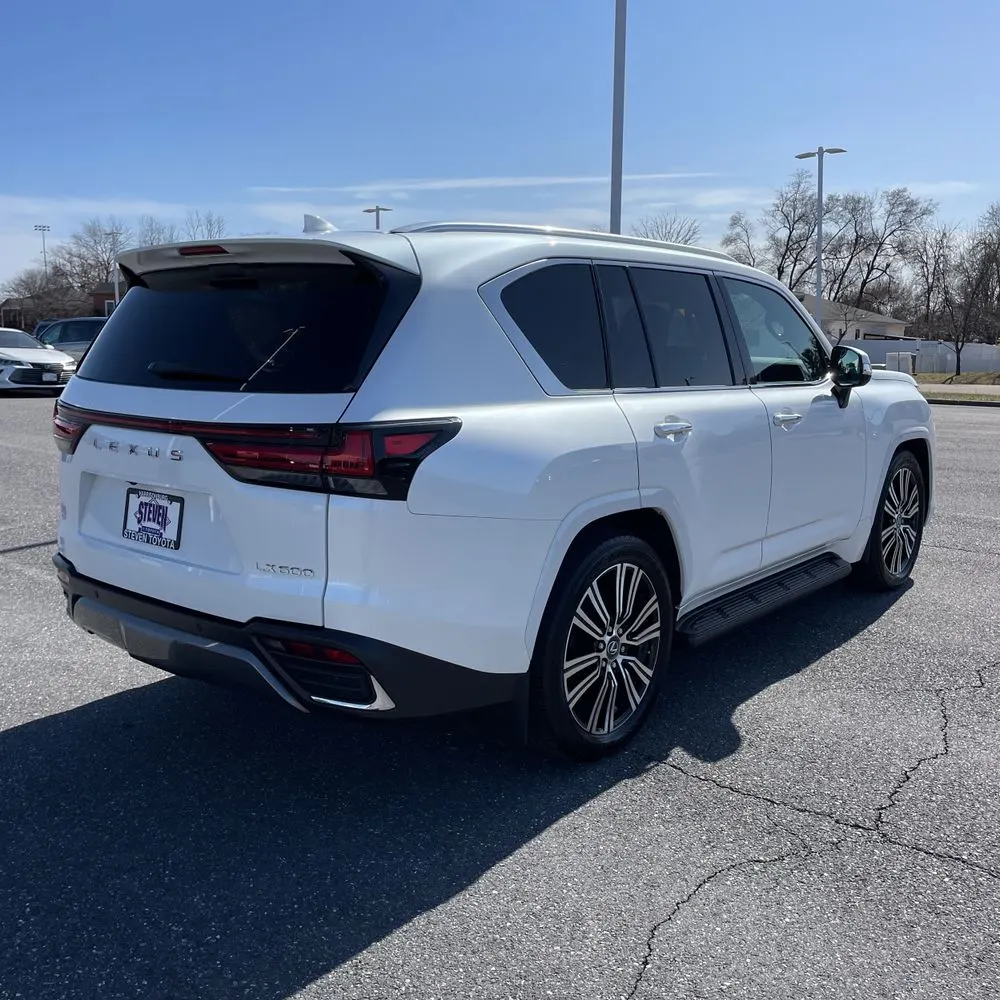 2023 Lexus LX 600 Luxury