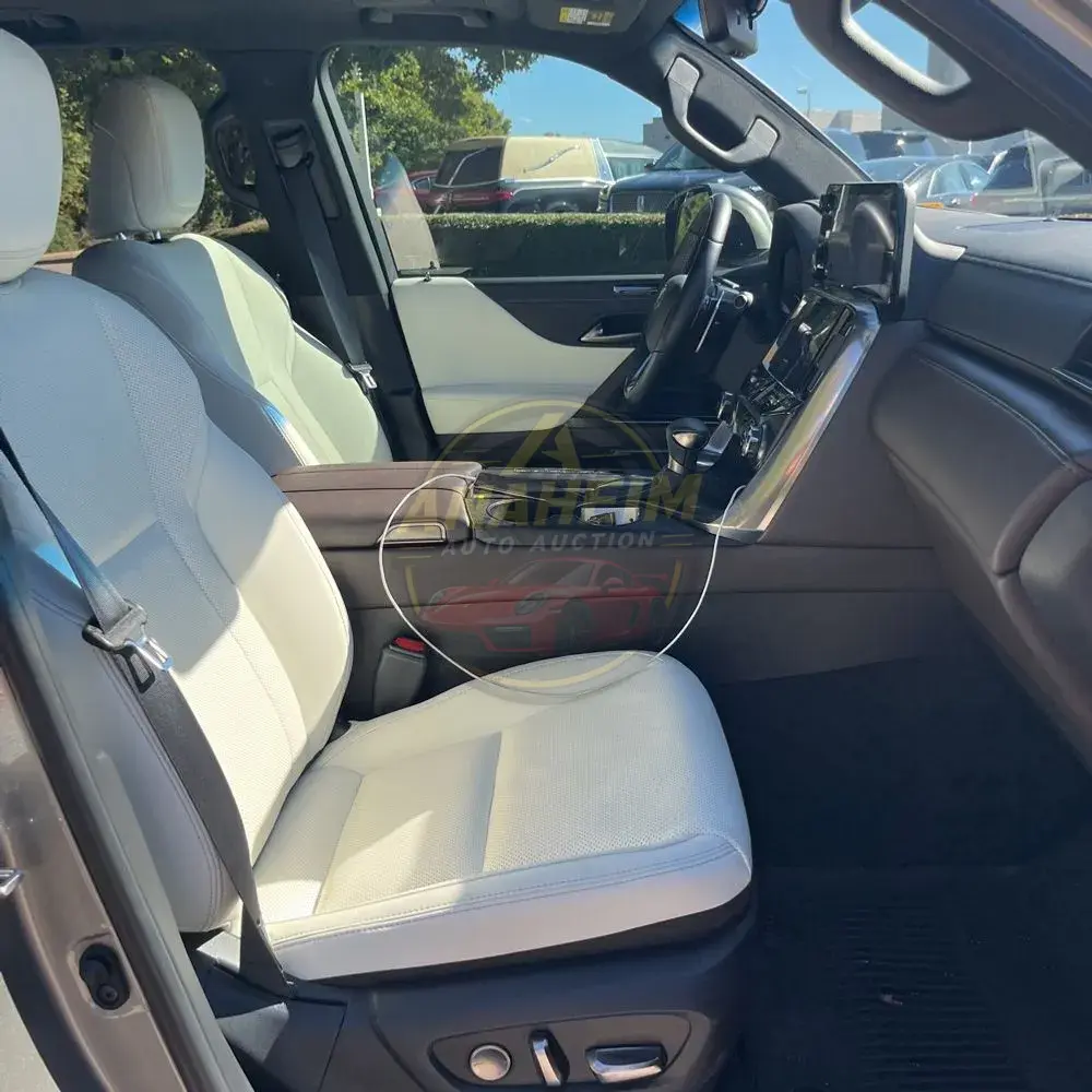 2024 Lexus LX 600 Luxury