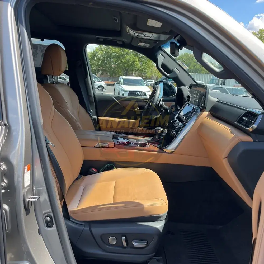 2023 Lexus LX 600 Luxury