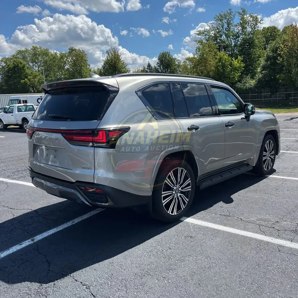 2023 Lexus LX 600 Luxury