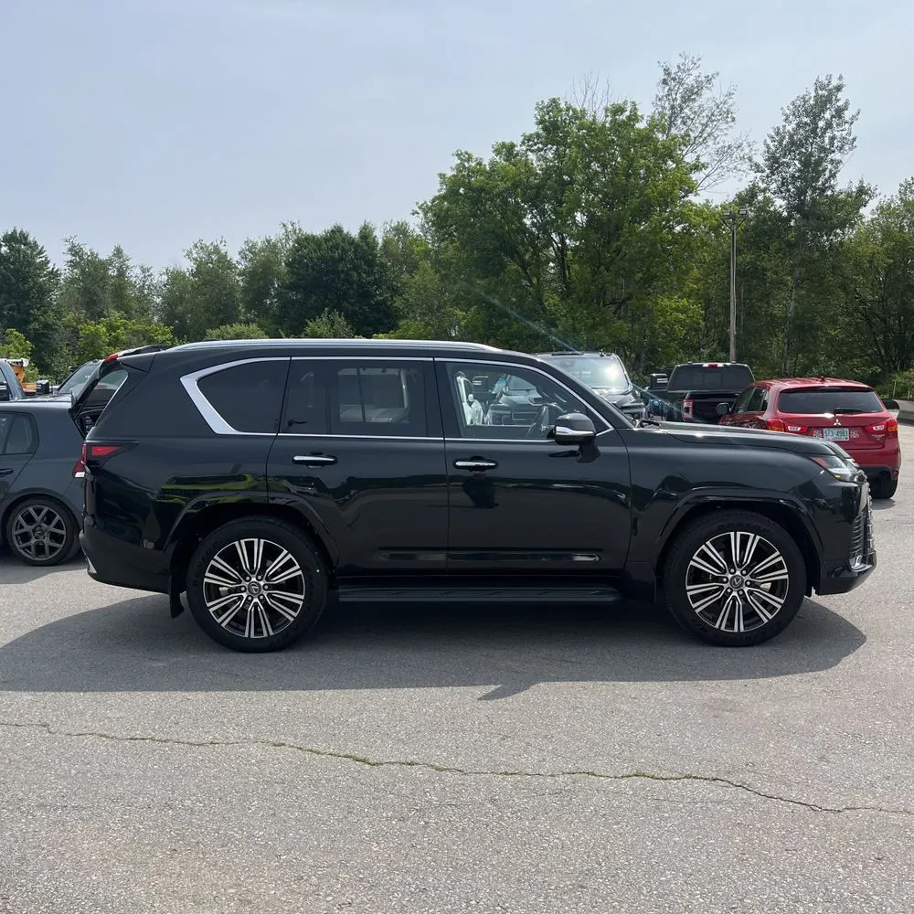 2025 Lexus LX 600 Luxury
