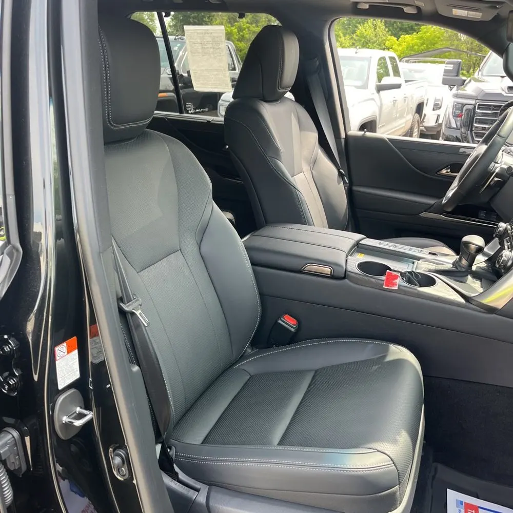 2025 Lexus LX 600 Luxury