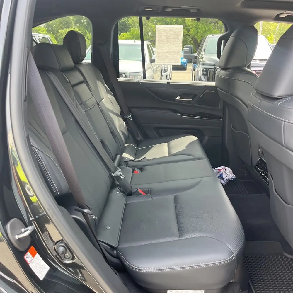 2025 Lexus LX 600 Luxury