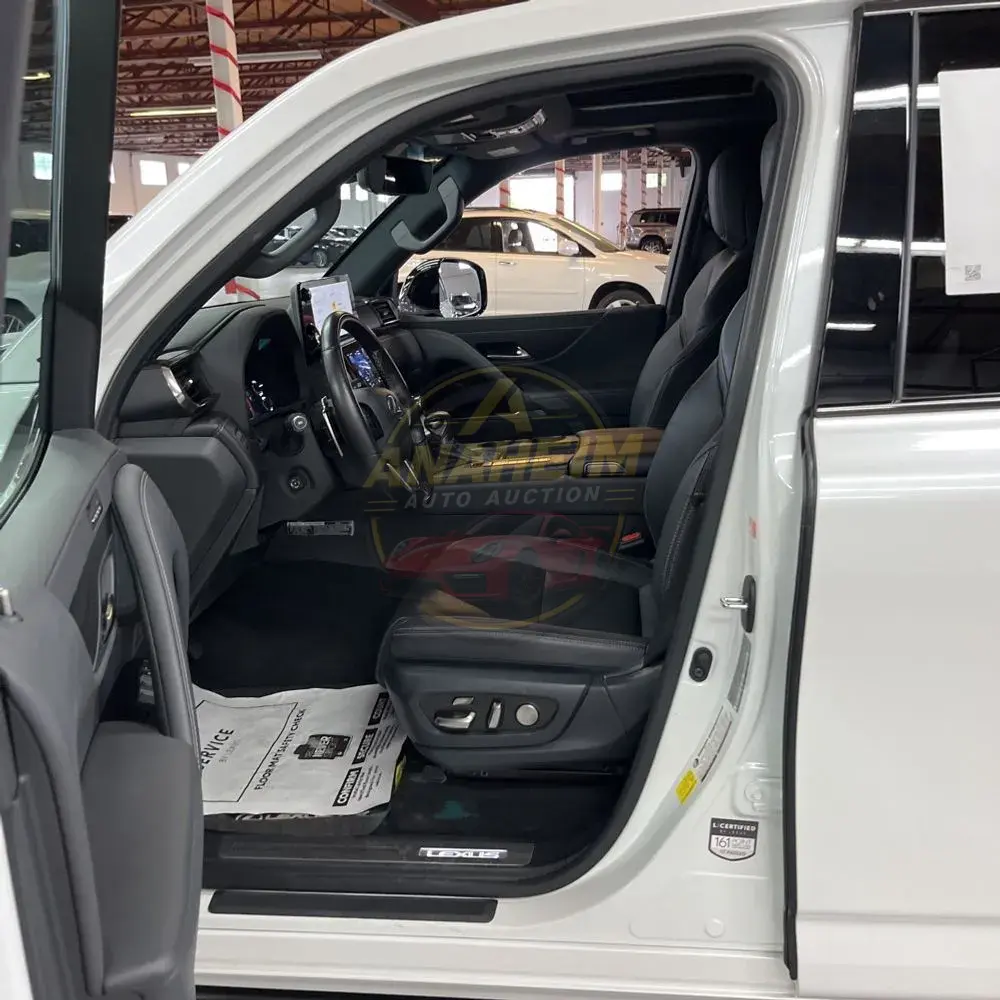 2023 Lexus LX 600 Luxury