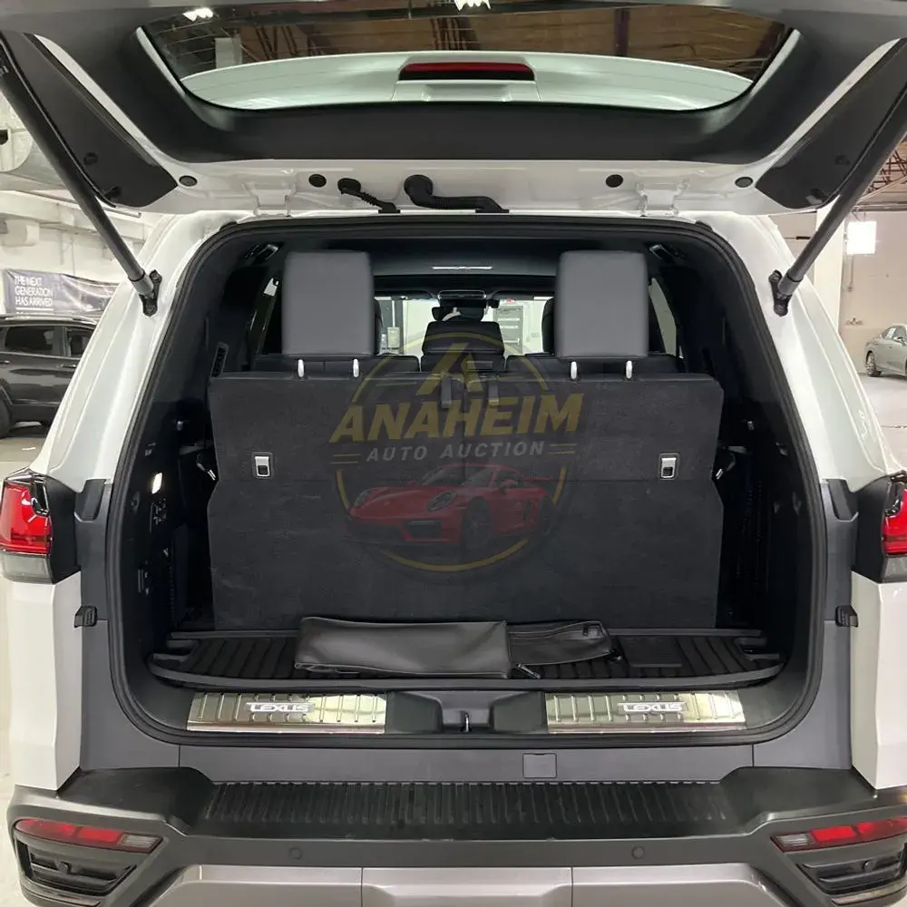 2023 Lexus LX 600 Luxury