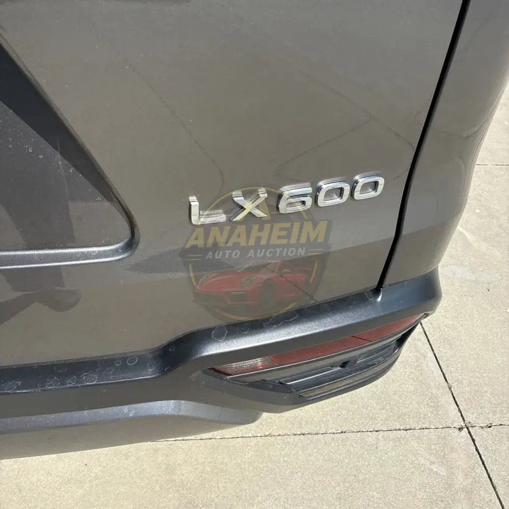 2022 Lexus LX 600 Luxury