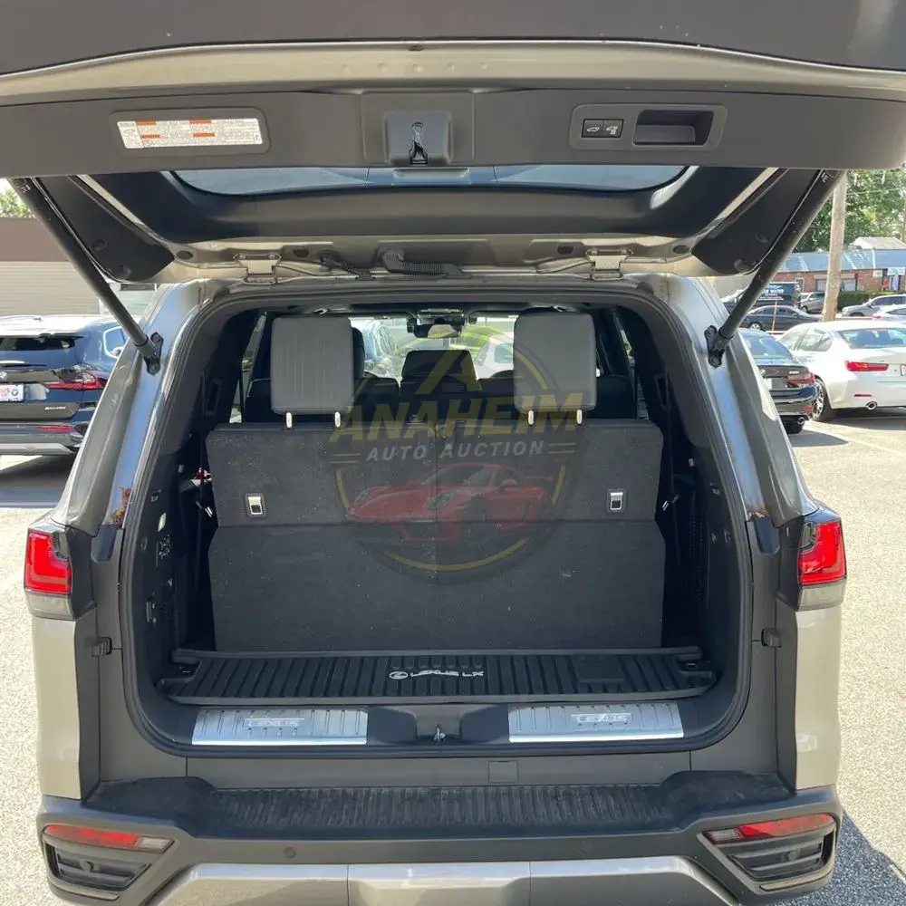 2023 Lexus LX 600 Luxury