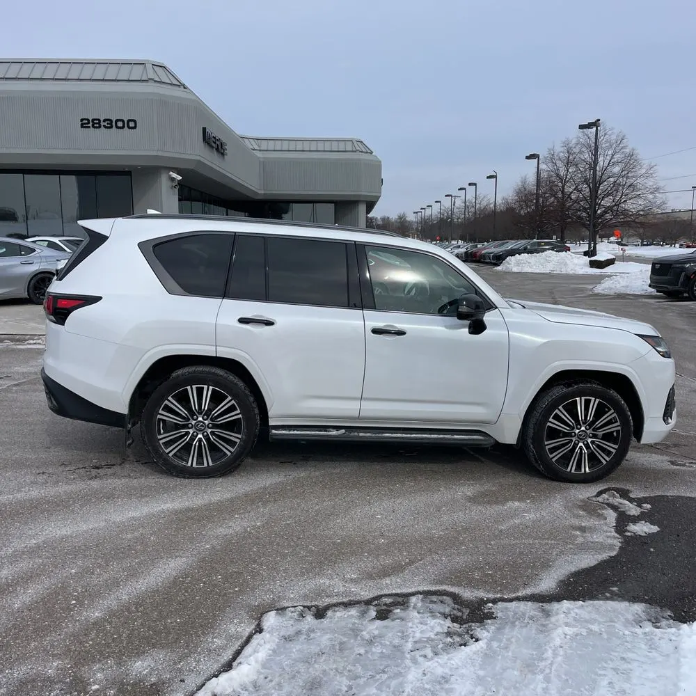 2024 Lexus LX 600 Luxury