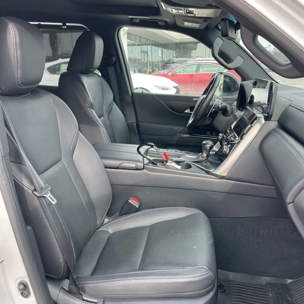 2024 Lexus LX 600 Luxury