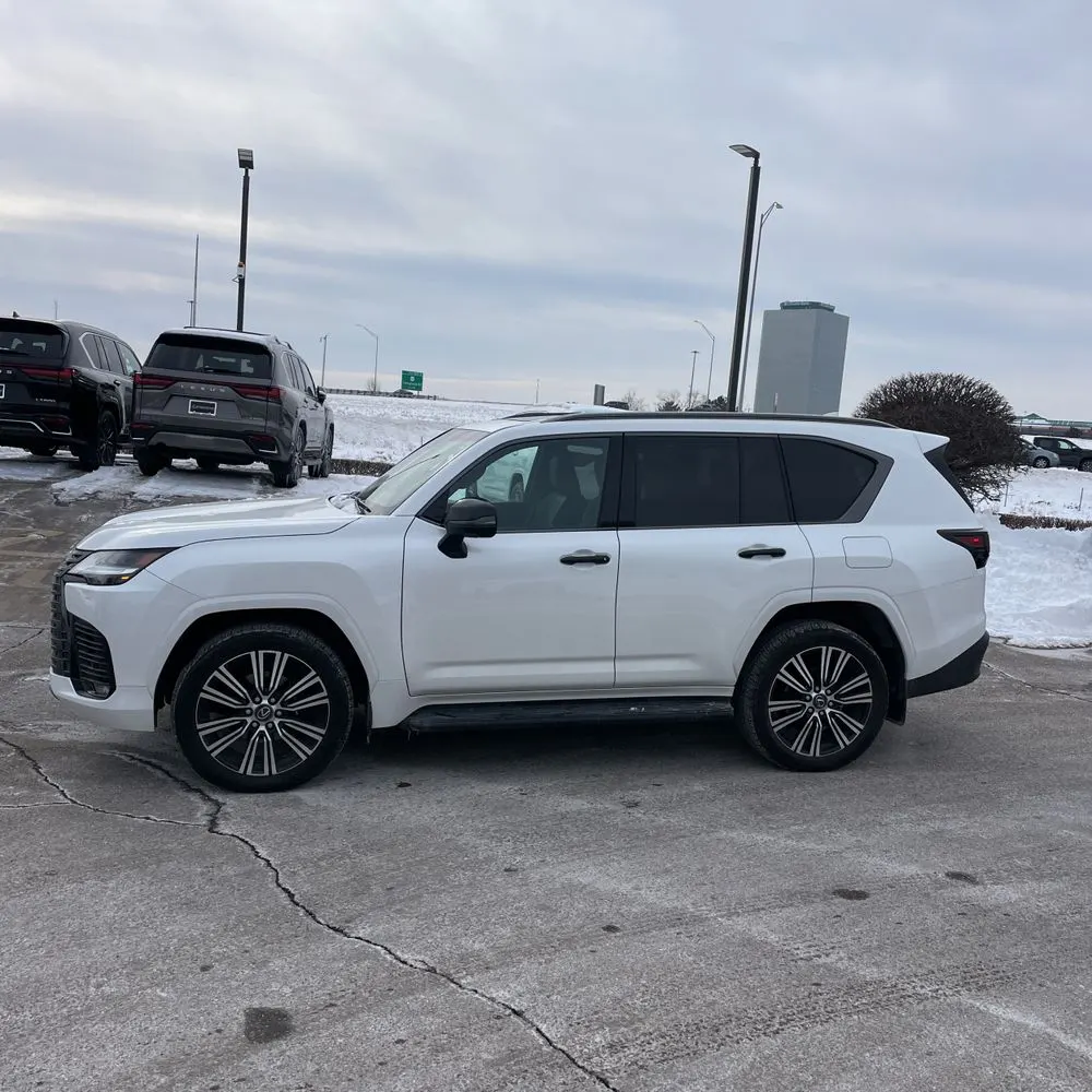 2024 Lexus LX 600 Luxury
