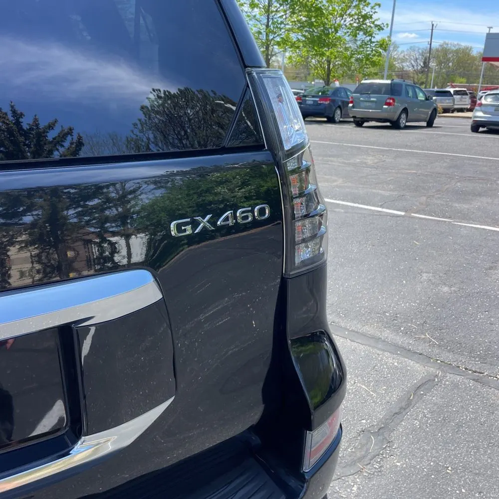 2023 Lexus GX460 Executive