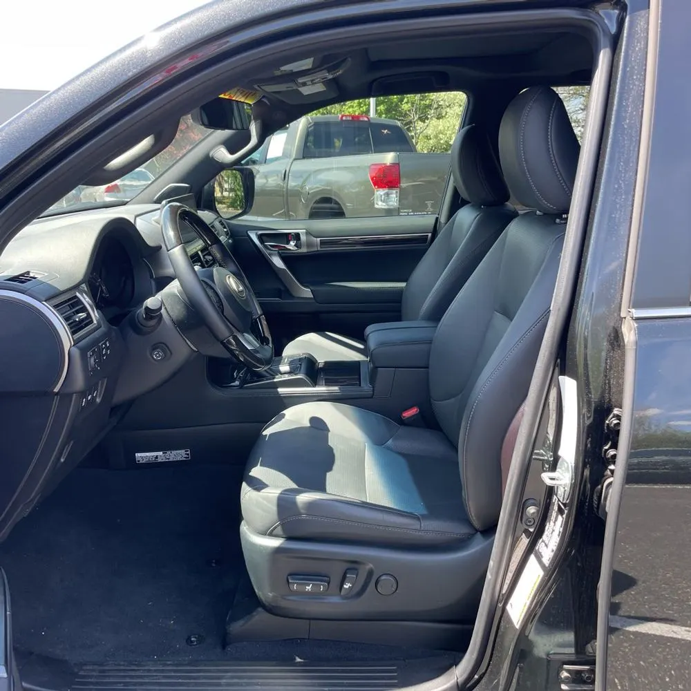 2023 Lexus GX460 Executive