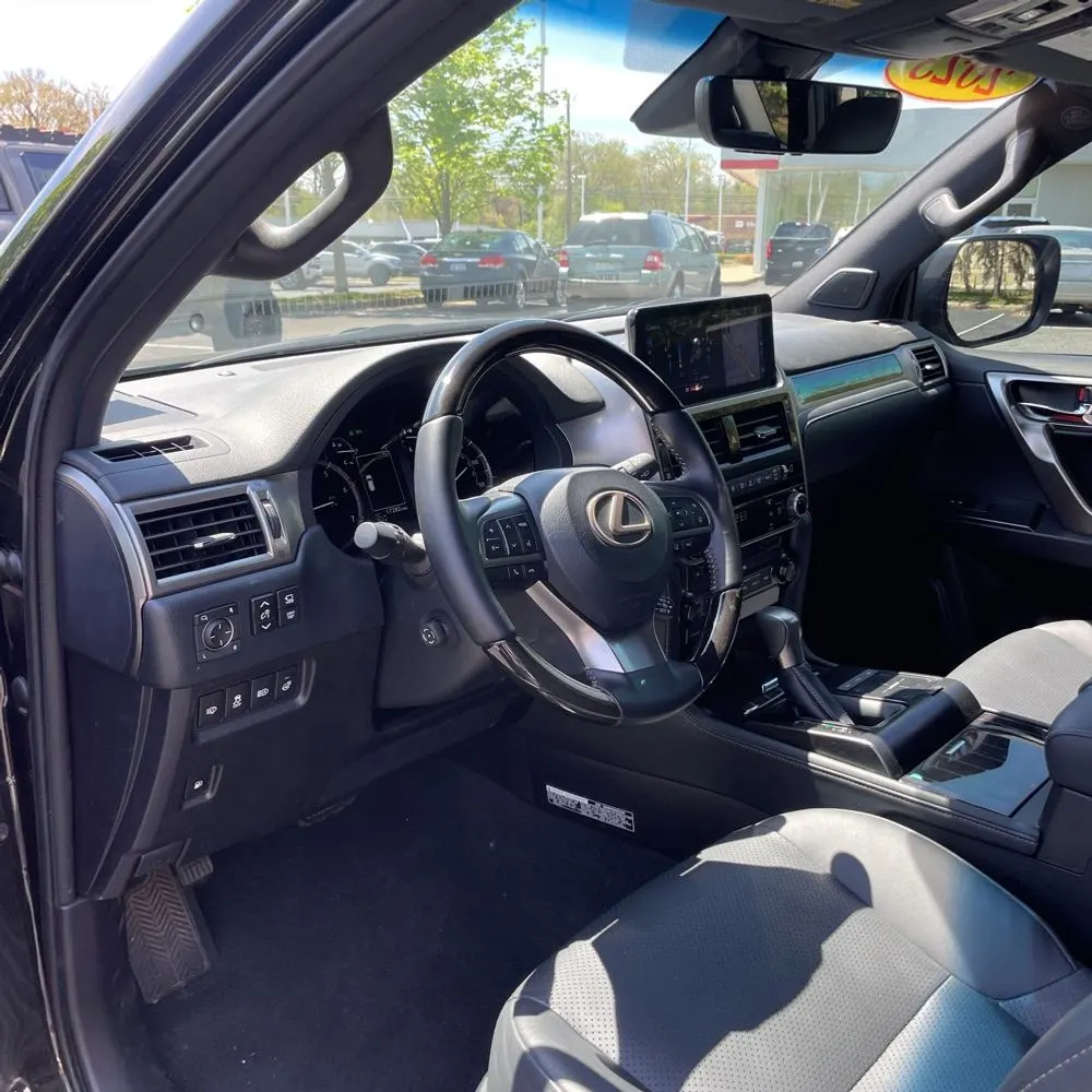 2023 Lexus GX460 Executive
