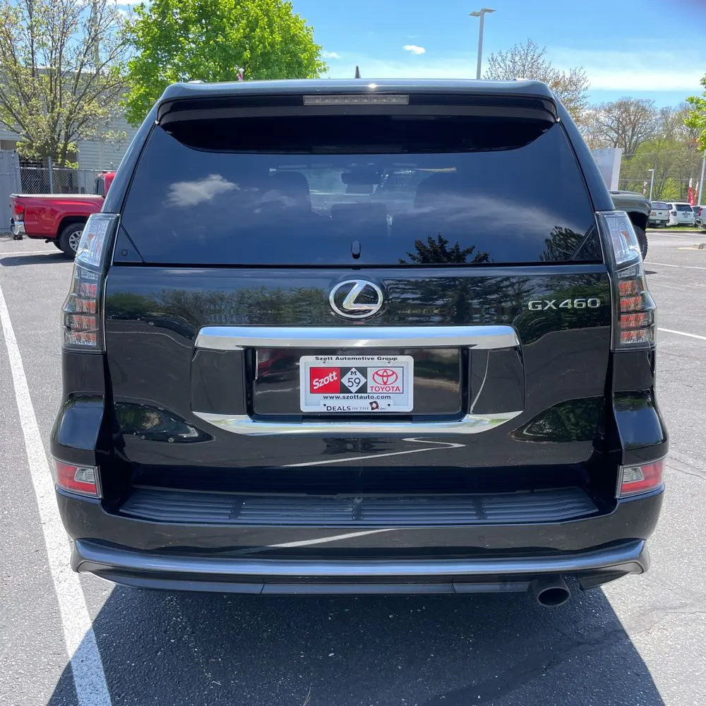 2023 Lexus GX460 Executive