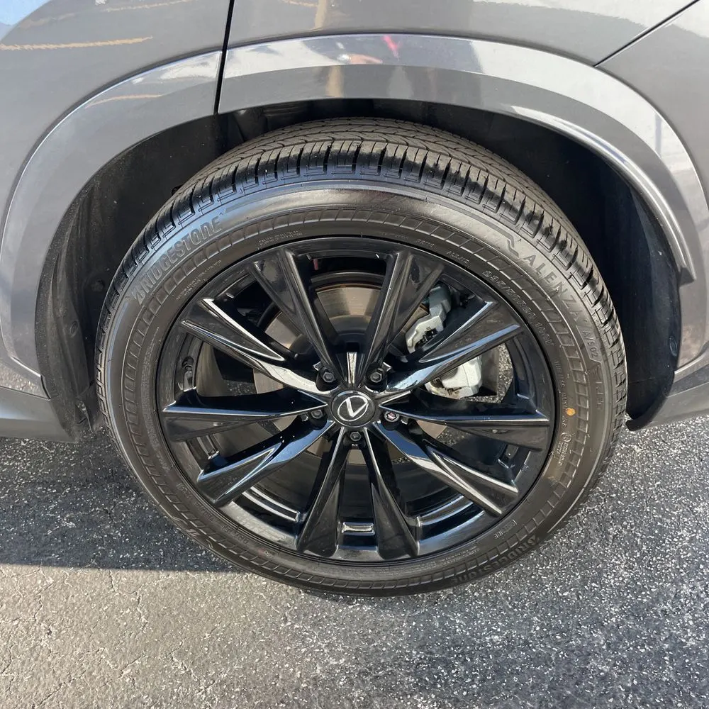 2025 Lexus NX 450h+ F SPORT Handling