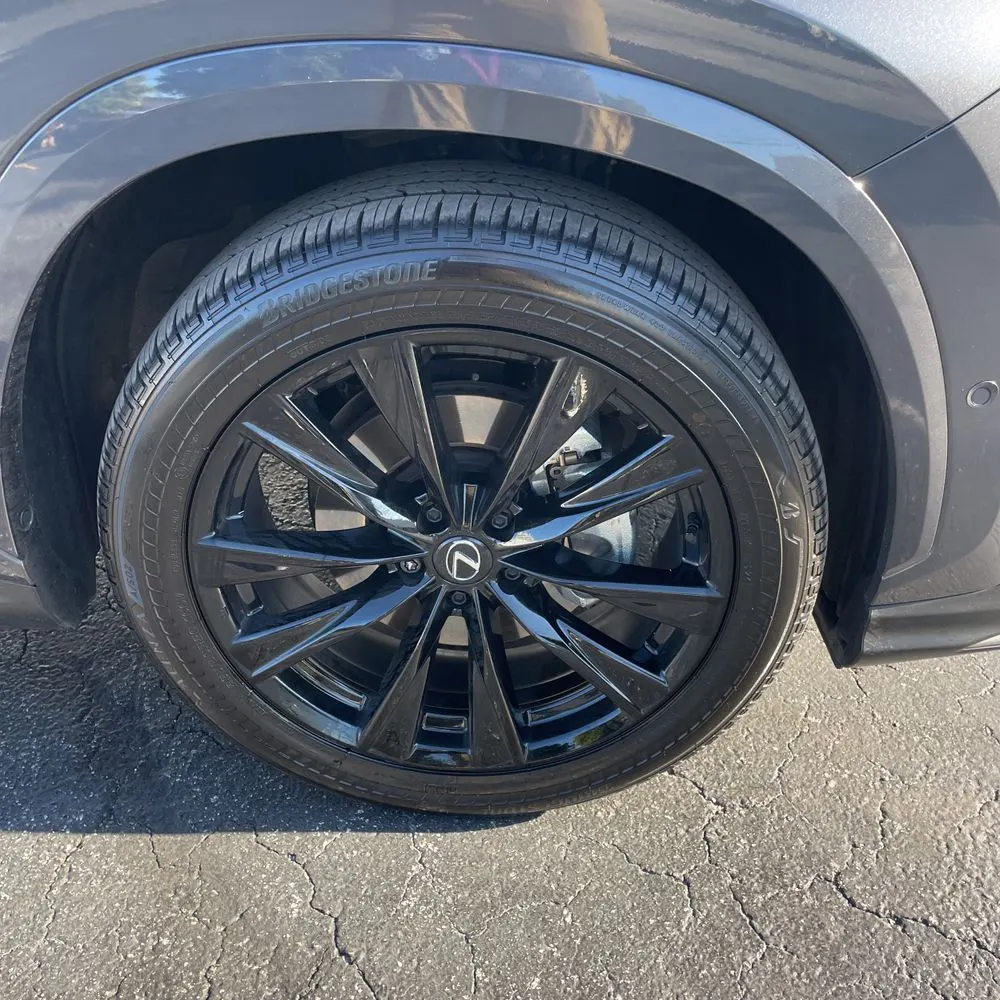 2025 Lexus NX 450h+ F SPORT Handling