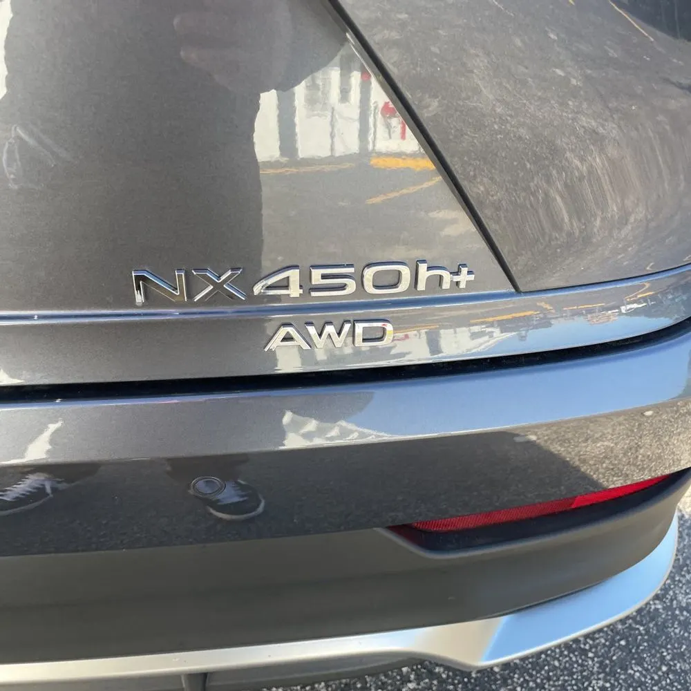 2025 Lexus NX 450h+ F SPORT Handling