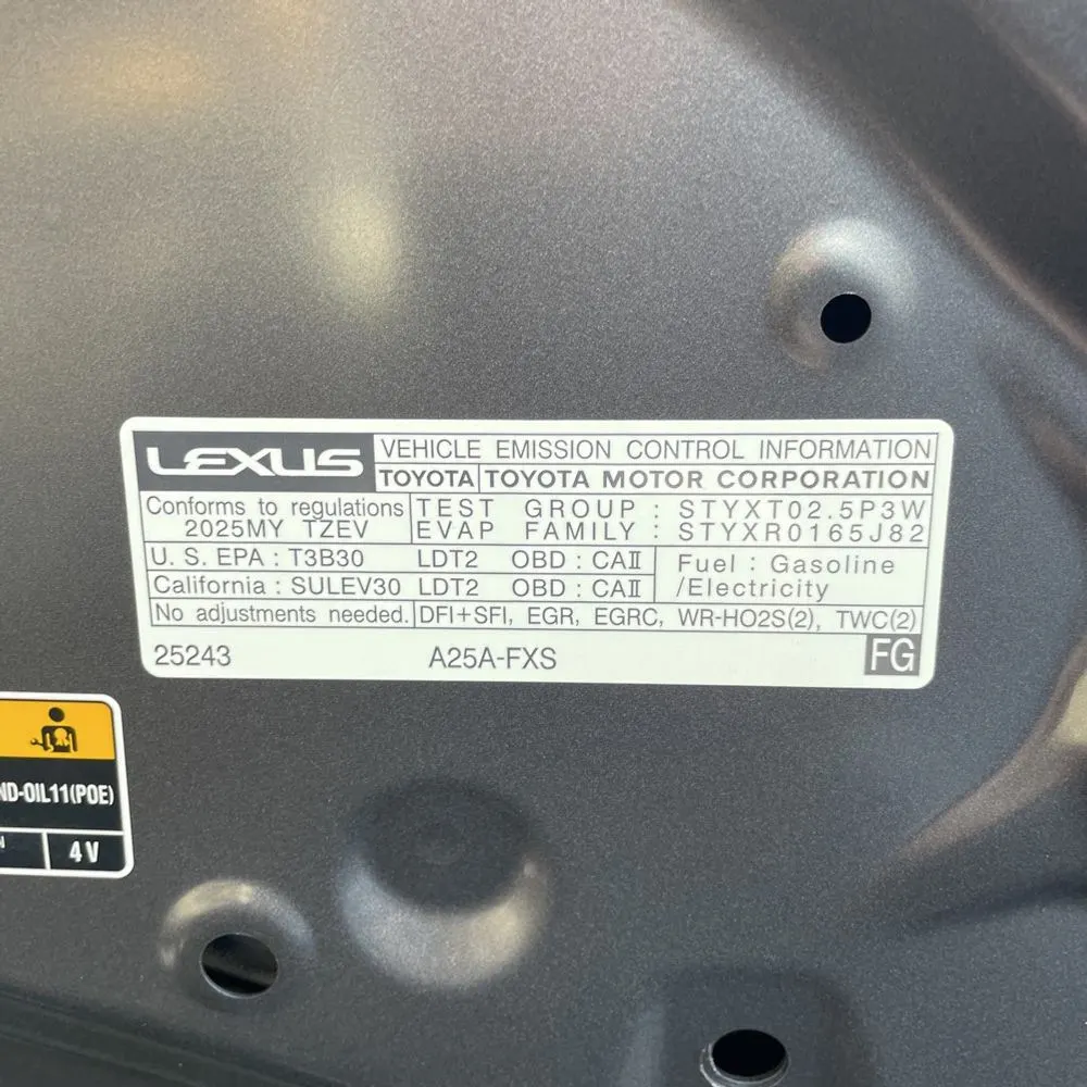 2025 Lexus NX 450h+ F SPORT Handling