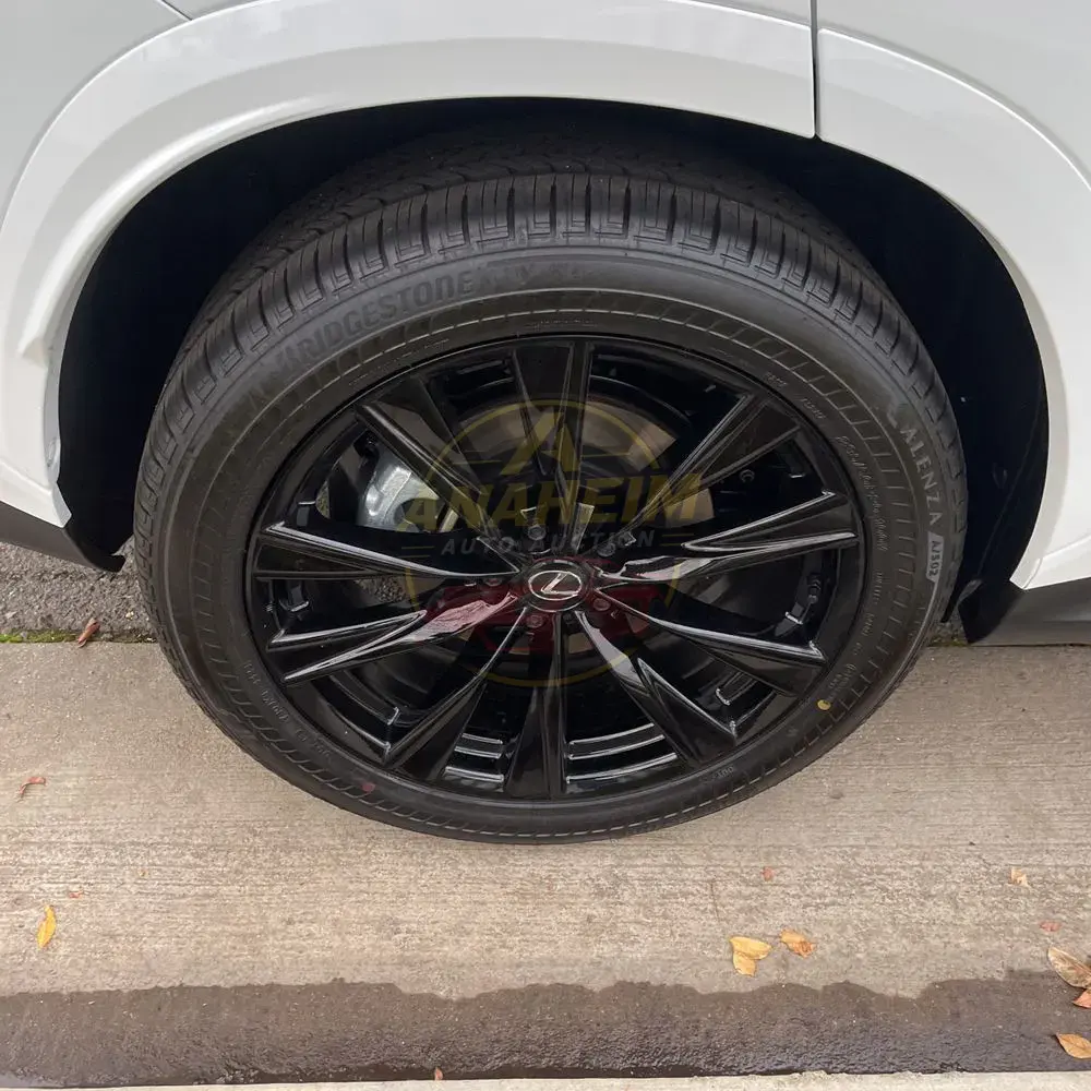 2025 Lexus NX 450h+ F SPORT Handling