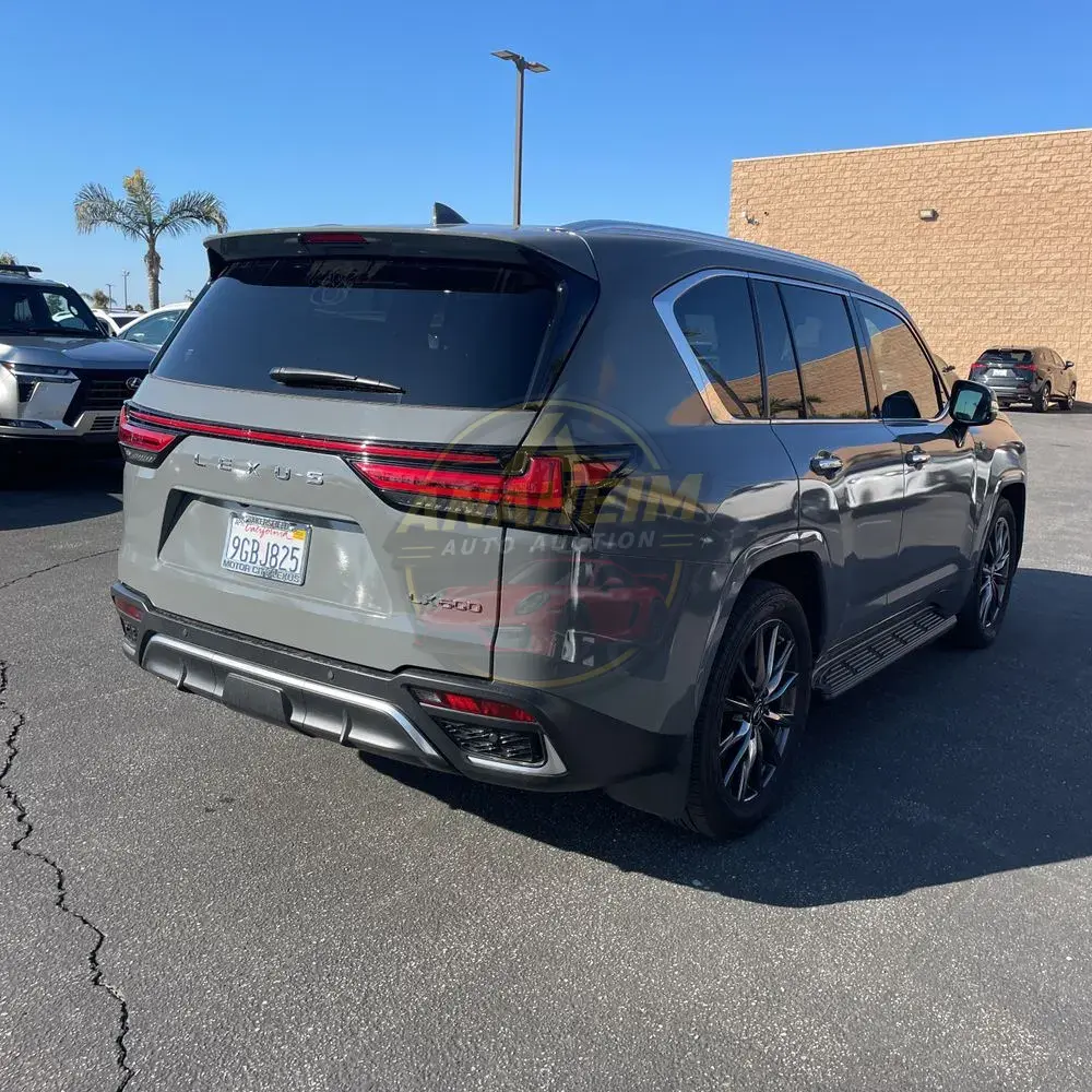 2023 Lexus LX 600 F SPORT Handling
